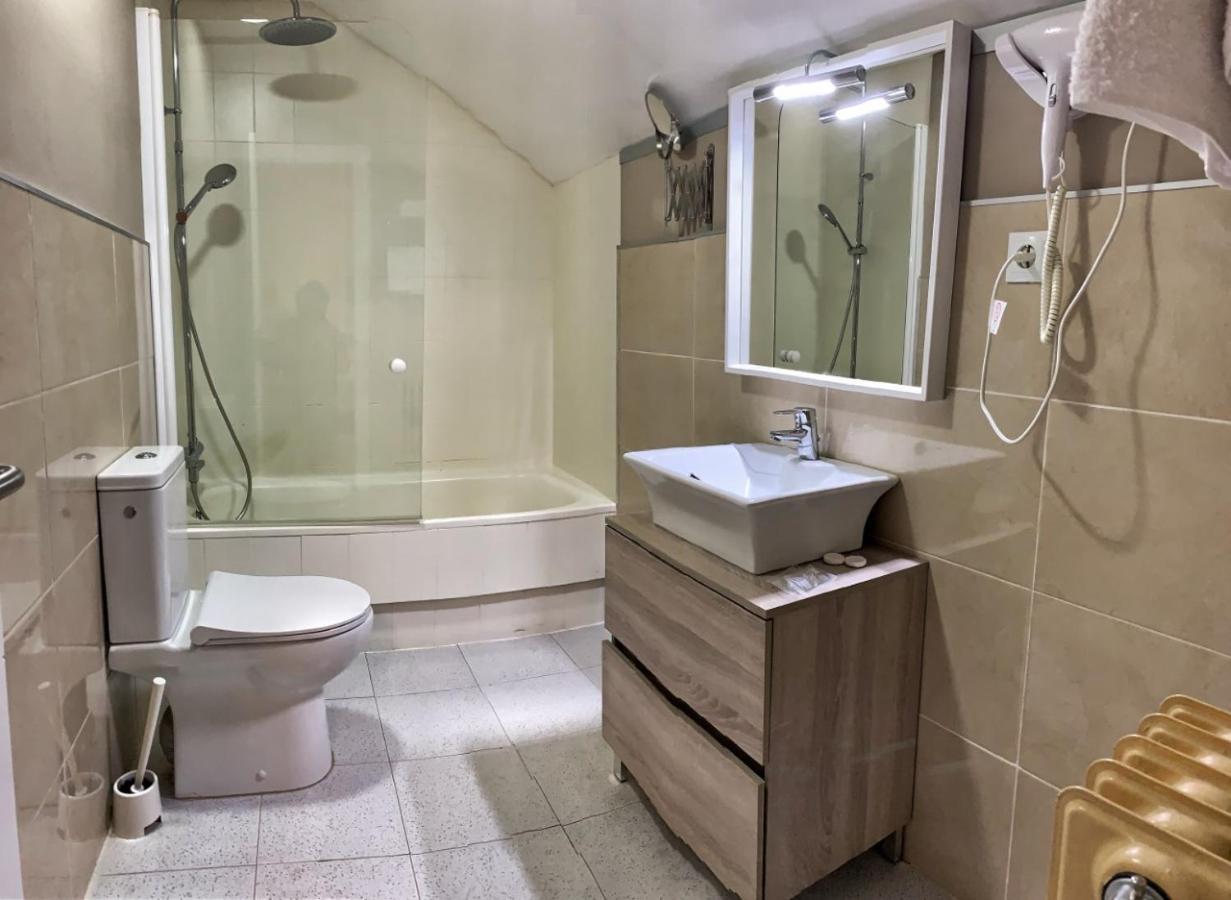 Hostal Restaurante Mendez Villafranca Del Bierzo Dış mekan fotoğraf